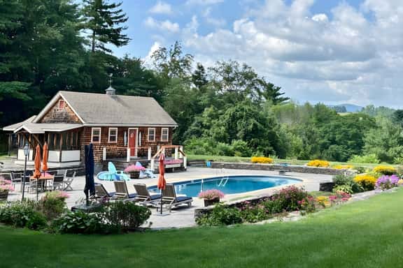 Rosecliff Estate - Image 1