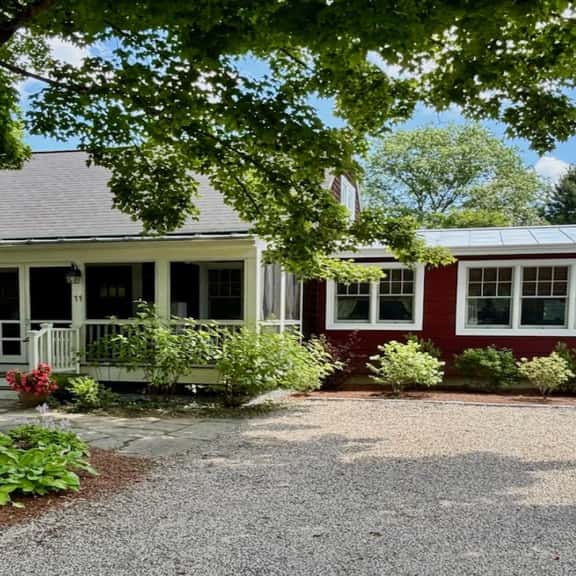 Laurel Cottage - Image 1