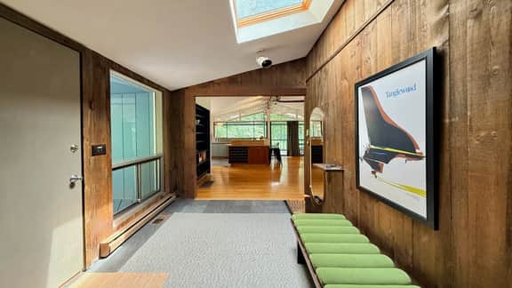 Hummingbird House - Image 3