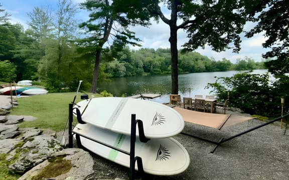 Lakeside Cottage - Image 1